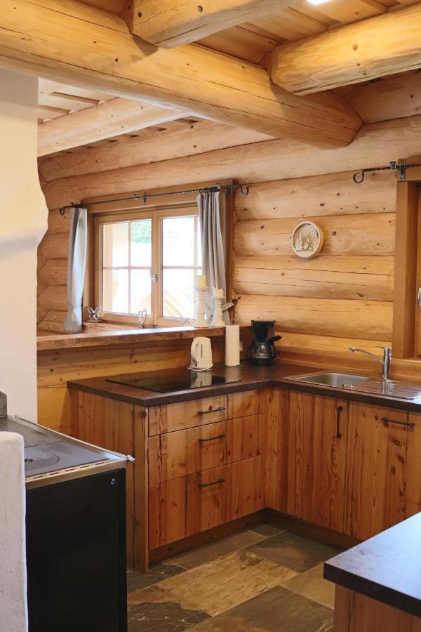Almzauber Chalets - Haus Enzian Inkl Infrarotliegen Hochrindl Exterior foto